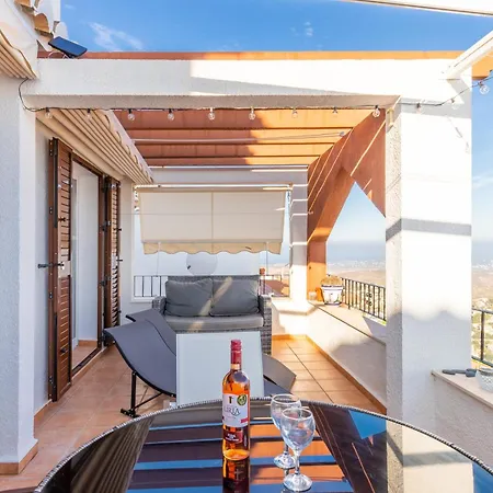 La Vista Apartment